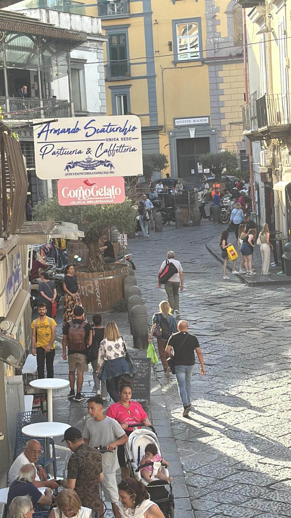 L'Aurora House Lejlighed Napoli Eksteriør billede